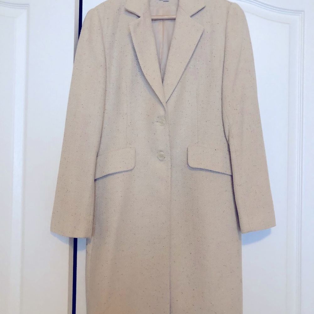 Cream with Gold Specs 3/4 Blazer